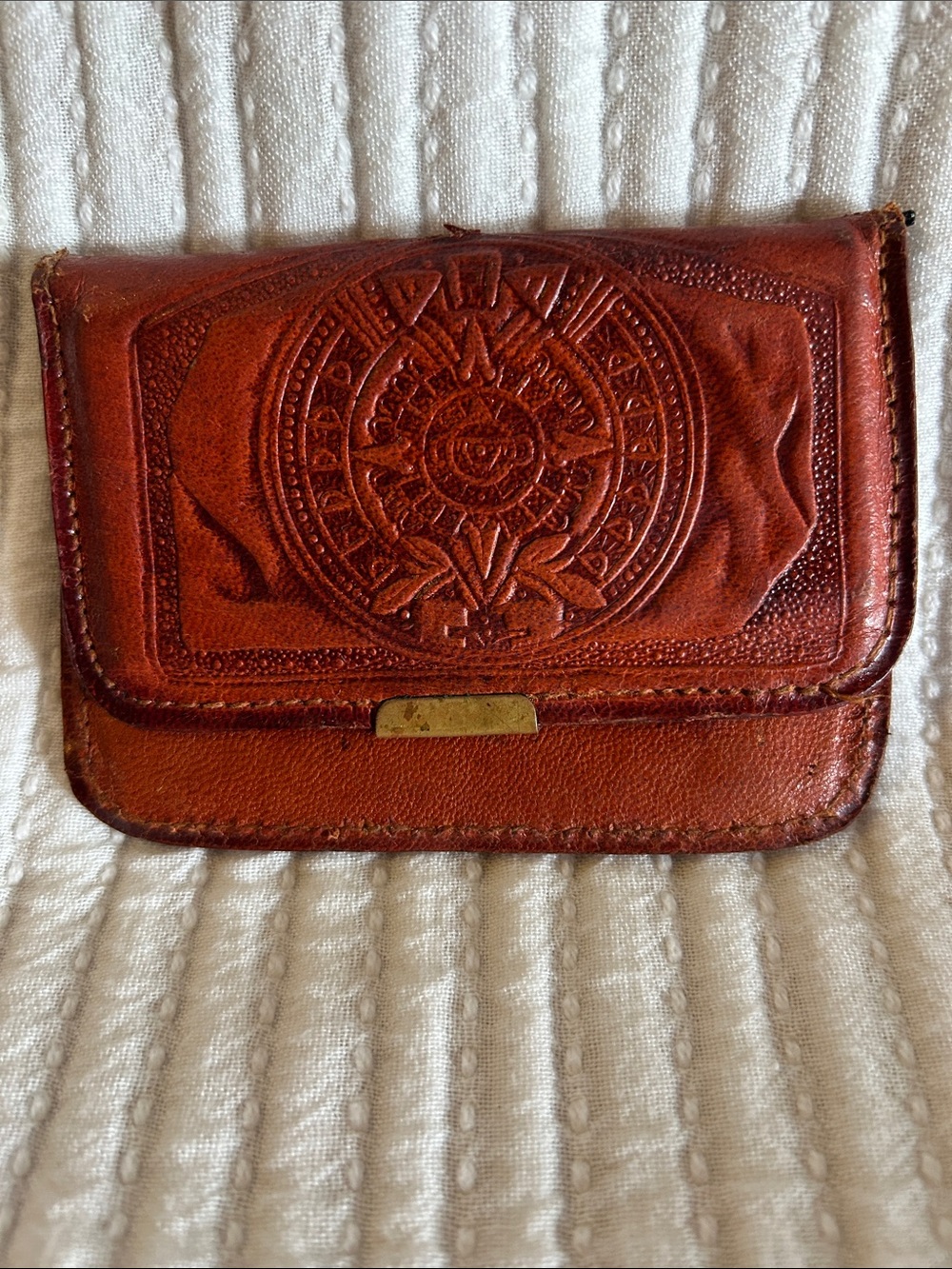 Embossed small leather wallet/compact coin purse